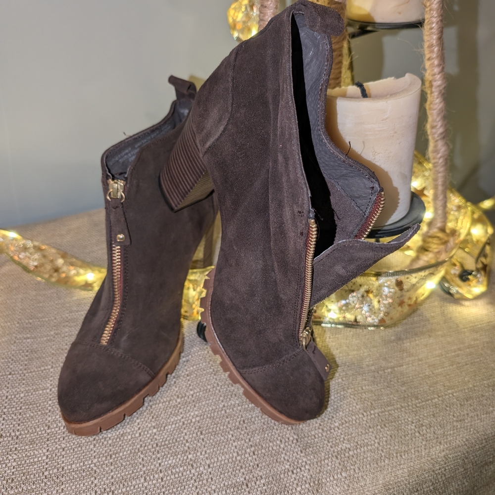 Elegant Brown Ankle Boots